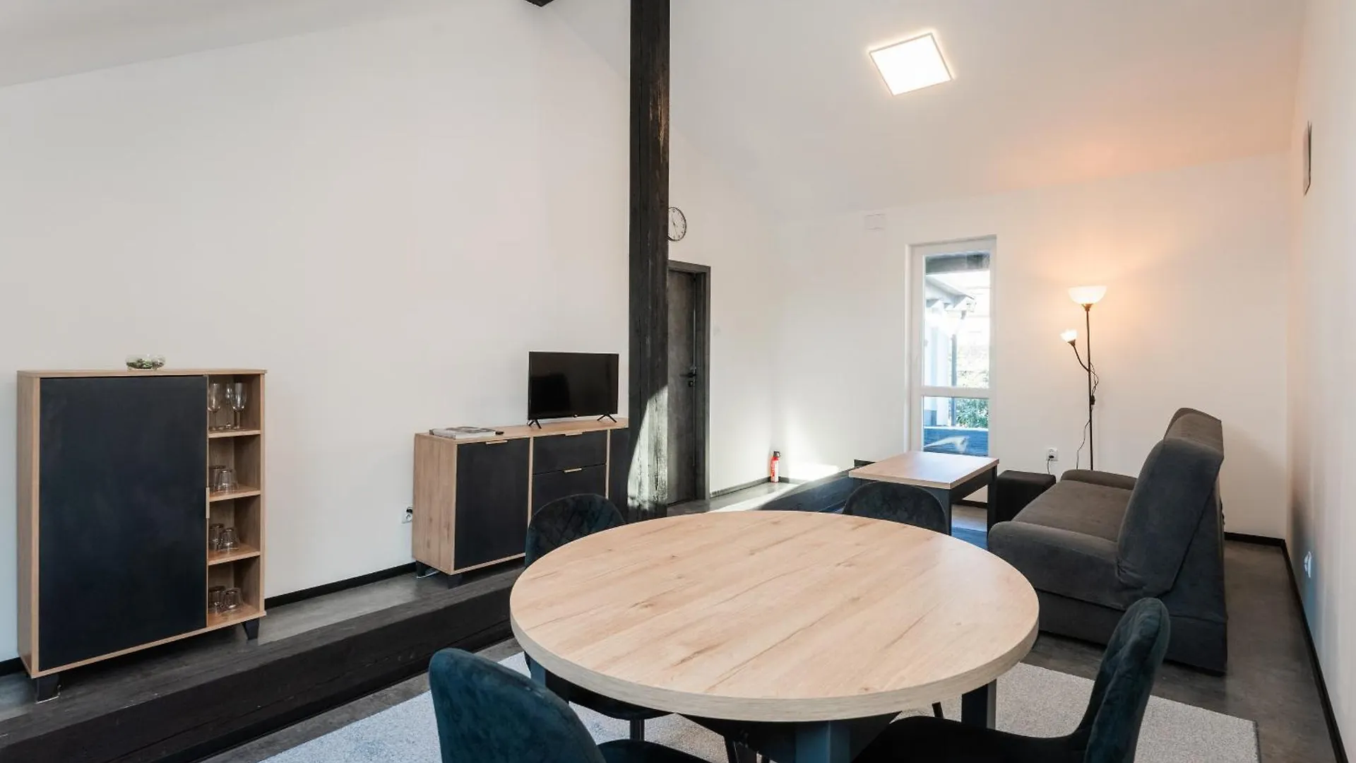 Apartmany Modrany Прага 0*,  Чехия